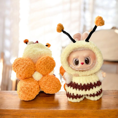 Transform your Labubu figure into a buzz-worthy bee with this cute and stylish yellow bee costume outfit. With a fast shipping option available worldwide, your Labubu version 1, 2, or 3 can be the best dressed bee in any collection. (Labubu figure not included) Yellow Bee costume style - Handmand Labubu Doll Outfit